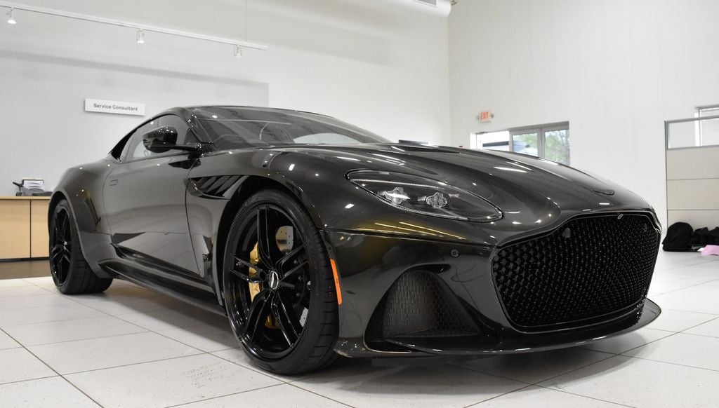 2022 Aston Martin DBS Superleggera Coupe