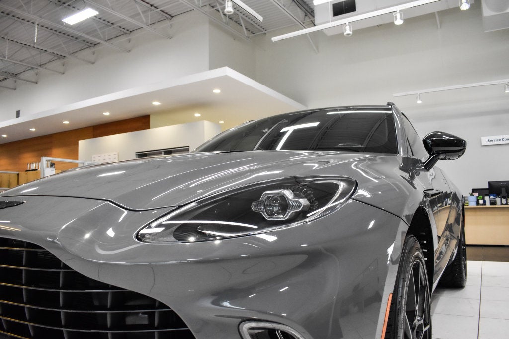 2022 Aston Martin DBX Base