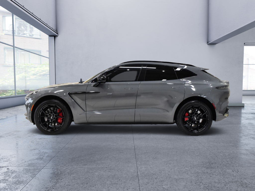 2022 Aston Martin DBX Base