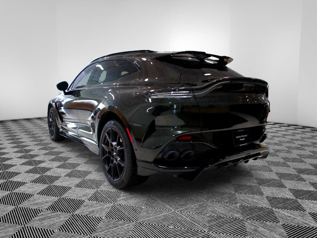 2023 Aston Martin DBX 707