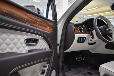 2023 Bentley Bentayga Azure