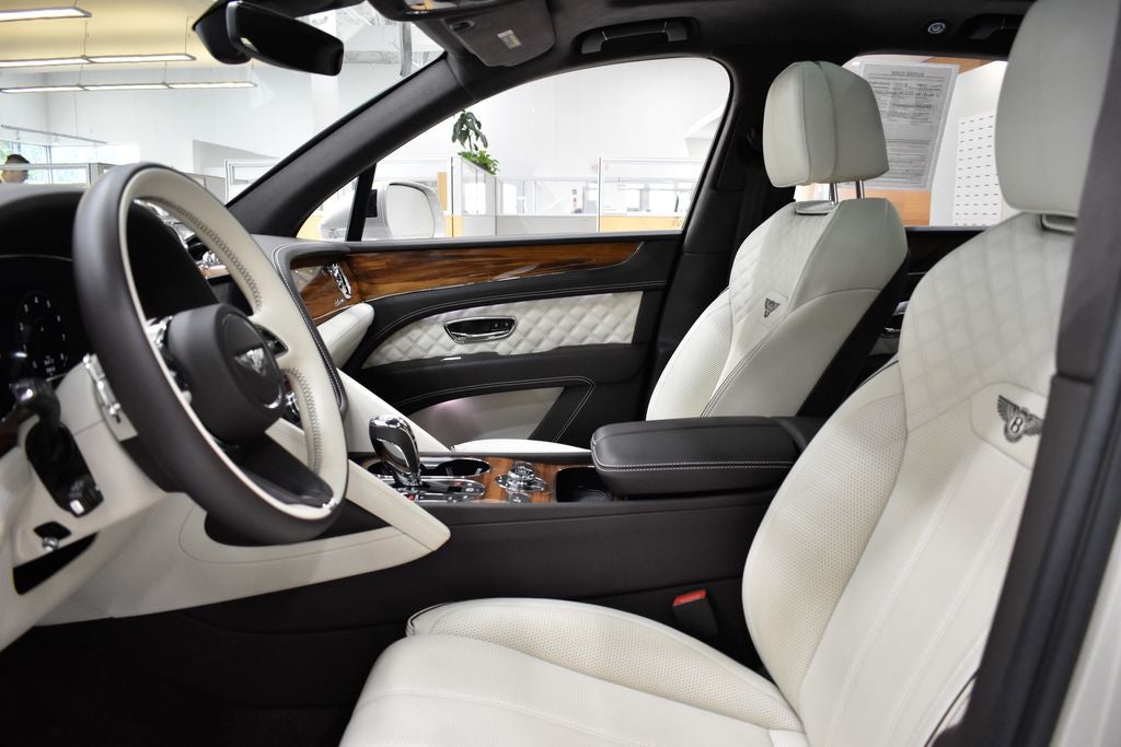 2023 Bentley Bentayga Azure