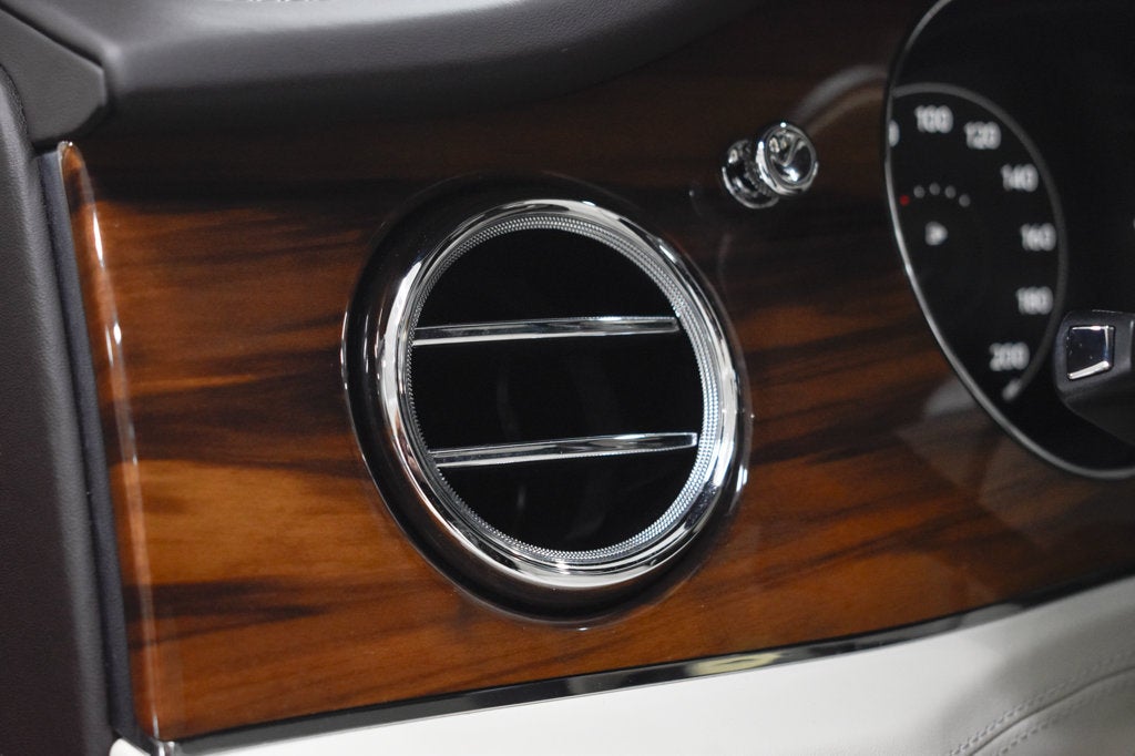 2023 Bentley Bentayga Azure