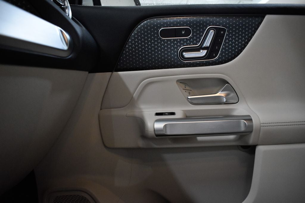 2024 Mercedes-Benz GLB GLB 250 4MATIC®