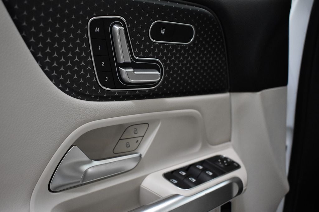 2024 Mercedes-Benz GLB GLB 250 4MATIC®