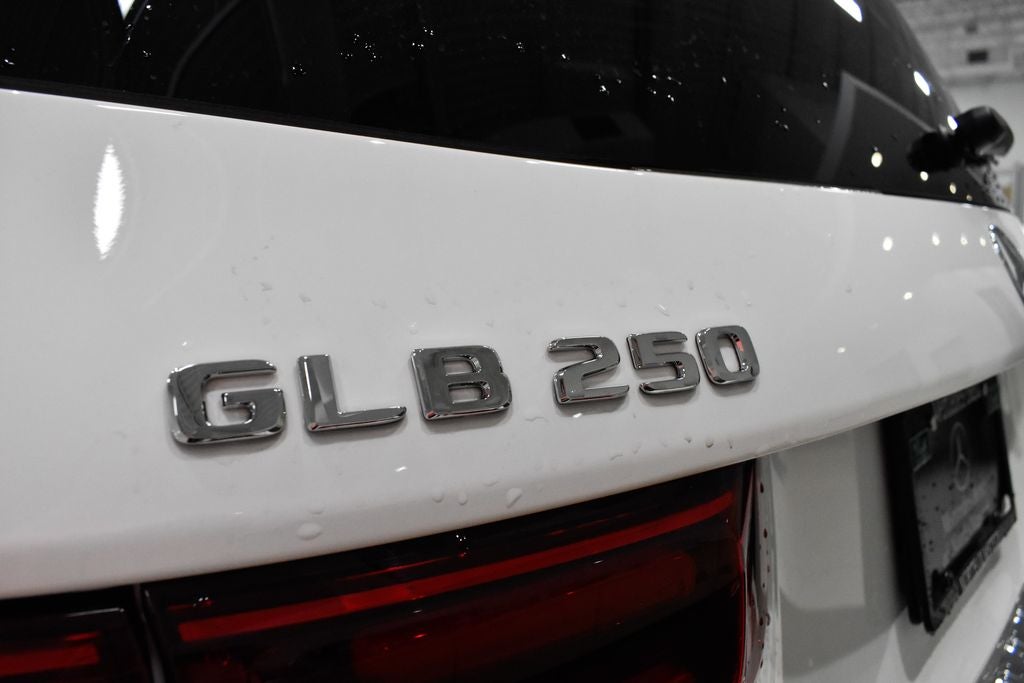 2025 Mercedes-Benz GLB GLB 250 4MATIC®