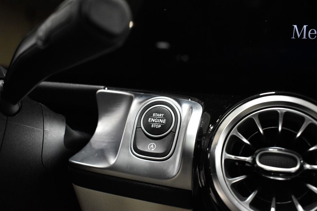 2023 Mercedes-Benz GLB GLB 250 4MATIC®