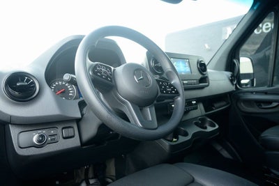 2024 Mercedes-Benz Sprinter 2500 Crew 144 WB HIGH ROOF