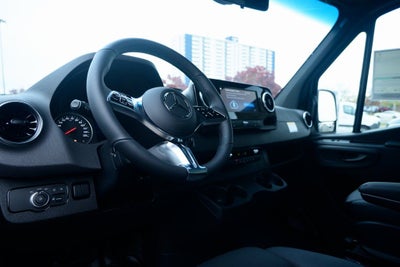 2026 Mercedes-Benz Sprinter 2500 Crew 144 WB High Roof