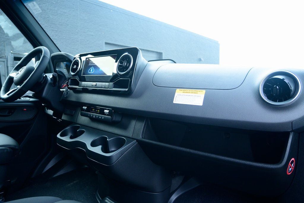 2026 Mercedes-Benz Sprinter 2500 Crew 144 WB High Roof