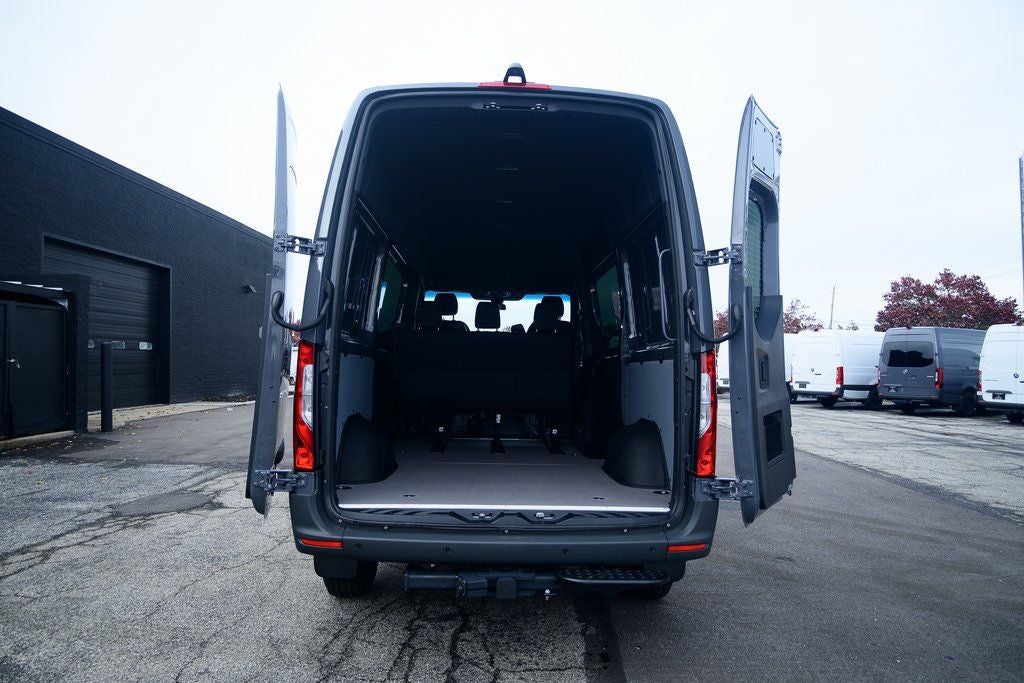 2026 Mercedes-Benz Sprinter 2500 Crew 144 WB High Roof