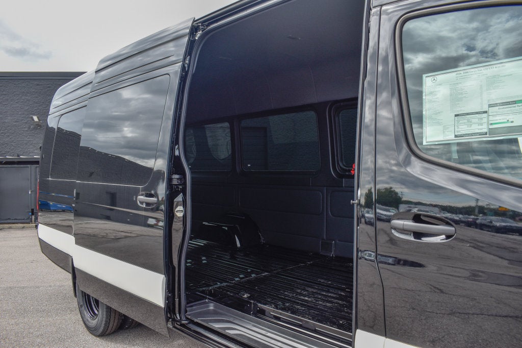 2026 Mercedes-Benz Sprinter 3500 Cargo 170 WB Extended