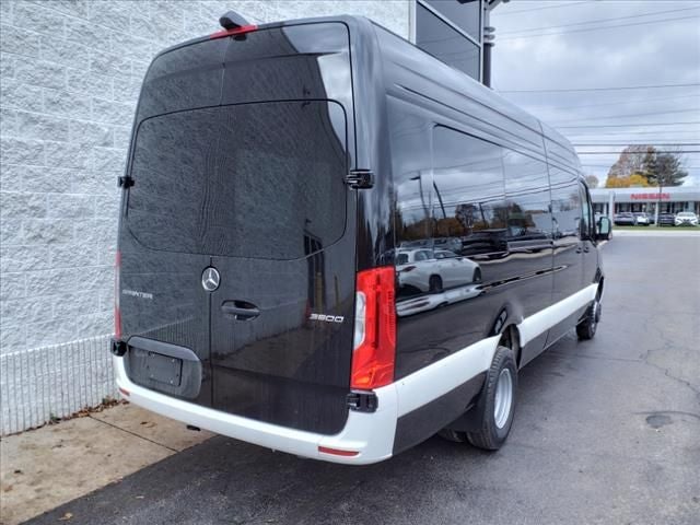 2025 Mercedes-Benz Sprinter 3500 Cargo 170 WB Extended