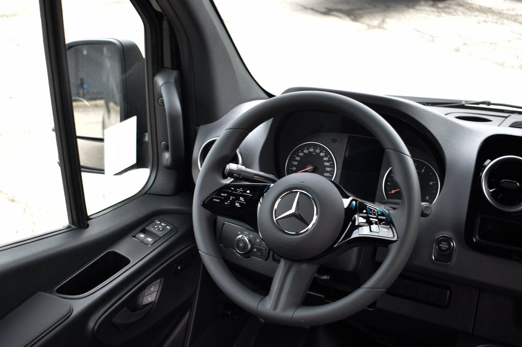 2026 Mercedes-Benz Sprinter 3500 Cargo 170 WB Extended