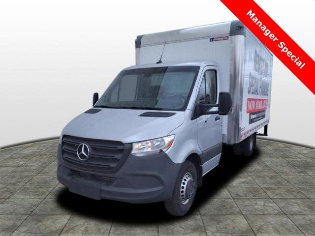 2022 Mercedes-Benz Sprinter 3500 Cab Chassis 170 WB Standard Roof