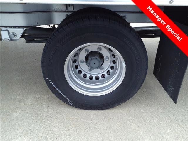 2022 Mercedes-Benz Sprinter 3500 Cab Chassis 170 WB Standard Roof