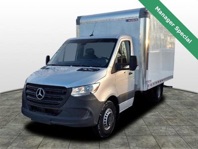 2022 Mercedes-Benz Sprinter 3500 Cab Chassis 170 WB BOX TRUCK