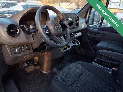 2022 Mercedes-Benz Sprinter 3500 Cab Chassis 170 WB BOX TRUCK