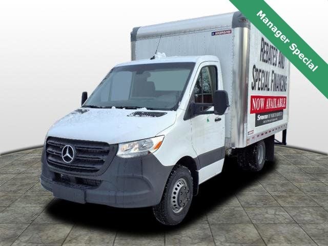2023 Mercedes-Benz Sprinter 3500 Cab Chassis 144 WB BOX TRUCK
