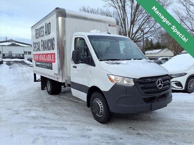 2023 Mercedes-Benz Sprinter 3500 Cab Chassis 144 WB BOX TRUCK