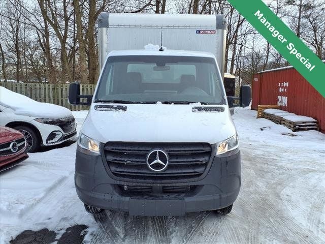 2023 Mercedes-Benz Sprinter 3500 Cab Chassis 144 WB BOX TRUCK