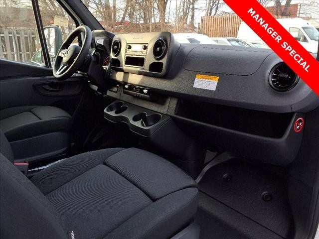 2023 Mercedes-Benz Sprinter 3500 Cab Chassis 144 WB BOX TRUCK