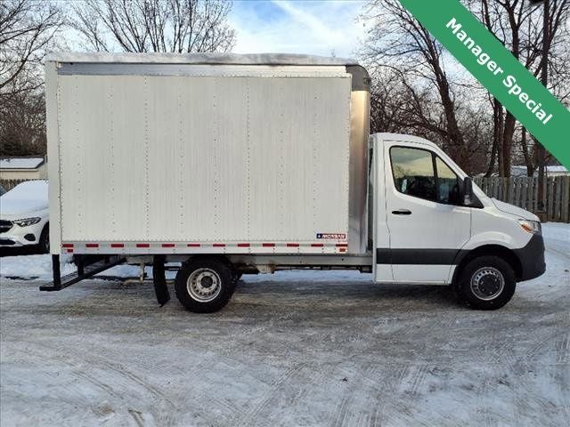 2023 Mercedes-Benz Sprinter 3500 Cab Chassis 144 WB Box Truck