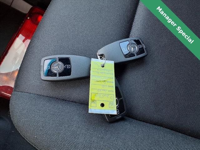 2023 Mercedes-Benz Sprinter 3500 Cab Chassis 144 WB Box Truck