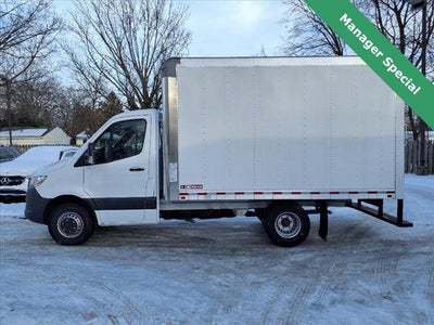 2023 Mercedes-Benz Sprinter 3500 Cab Chassis 144 WB Box Truck