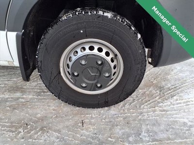 2023 Mercedes-Benz Sprinter 3500 Cab Chassis 144 WB Box Truck Van