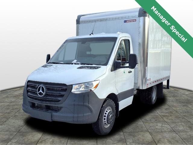 2023 Mercedes-Benz Sprinter 3500 Cab Chassis 144 WB BOX TRUCK VAN