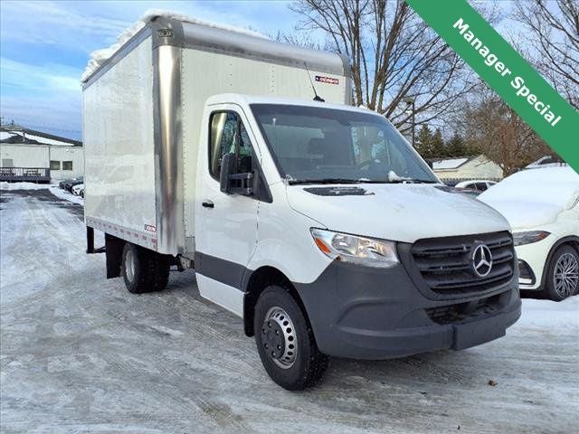 2023 Mercedes-Benz Sprinter 3500 Cab Chassis 144 WB BOX TRUCK VAN