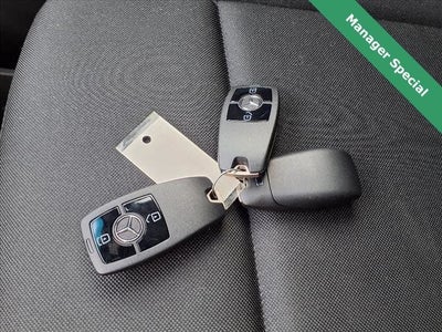 2023 Mercedes-Benz Sprinter 3500 Cab Chassis 144 WB BOX TRUCK VAN