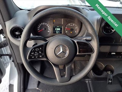 2023 Mercedes-Benz Sprinter 3500 Cab Chassis 144 WB BOX TRUCK VAN