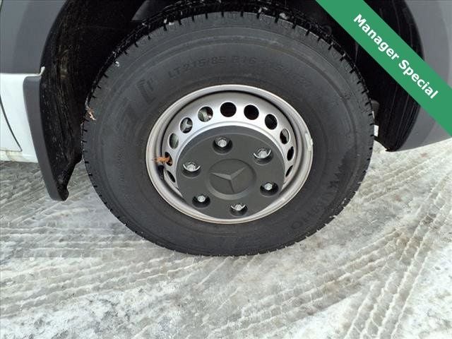 2023 Mercedes-Benz Sprinter 3500 Cab Chassis 144 WB BOX TRUCK VAN