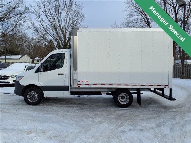 2023 Mercedes-Benz Sprinter 3500 Cab Chassis 144 WB BOX TRUCK VAN