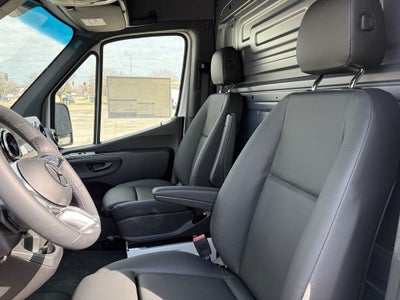 2025 Mercedes-Benz Sprinter 2500 Cargo 144 WB 2500 CARGO VAN