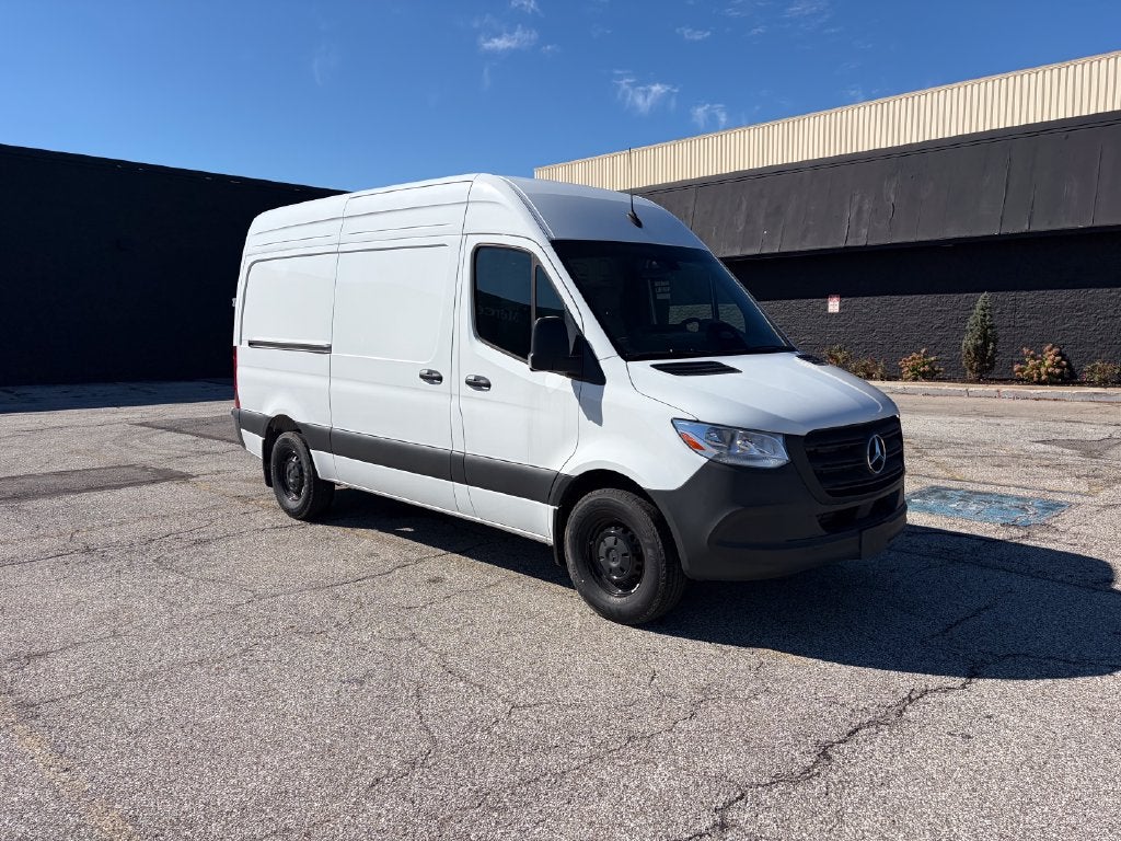 2025 Mercedes-Benz Sprinter 2500 Cargo 144 WB HIGH ROOF
