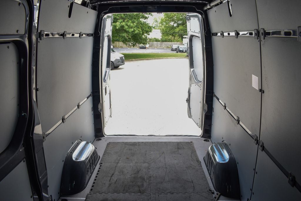 2024 Mercedes-Benz Sprinter 2500 Cargo 144 WB High Roof