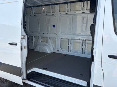 2025 Mercedes-Benz Sprinter 2500 Cargo 144 WB High Roof