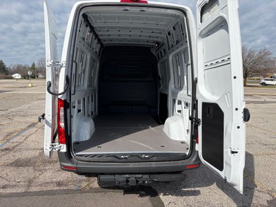 2025 Mercedes-Benz Sprinter 2500 Cargo 144 WB