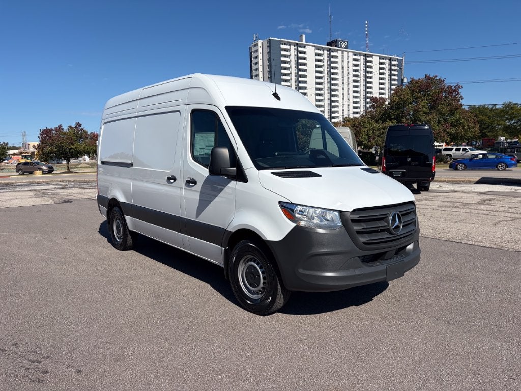 2025 Mercedes-Benz Sprinter 2500 Cargo 144 WB HIGH ROOF