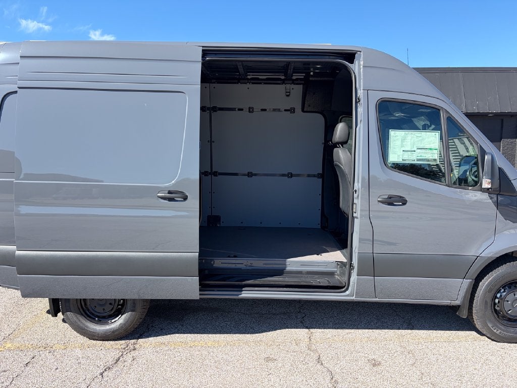 2026 Mercedes-Benz Sprinter 2500 Cargo 144 WB HIGH ROOF