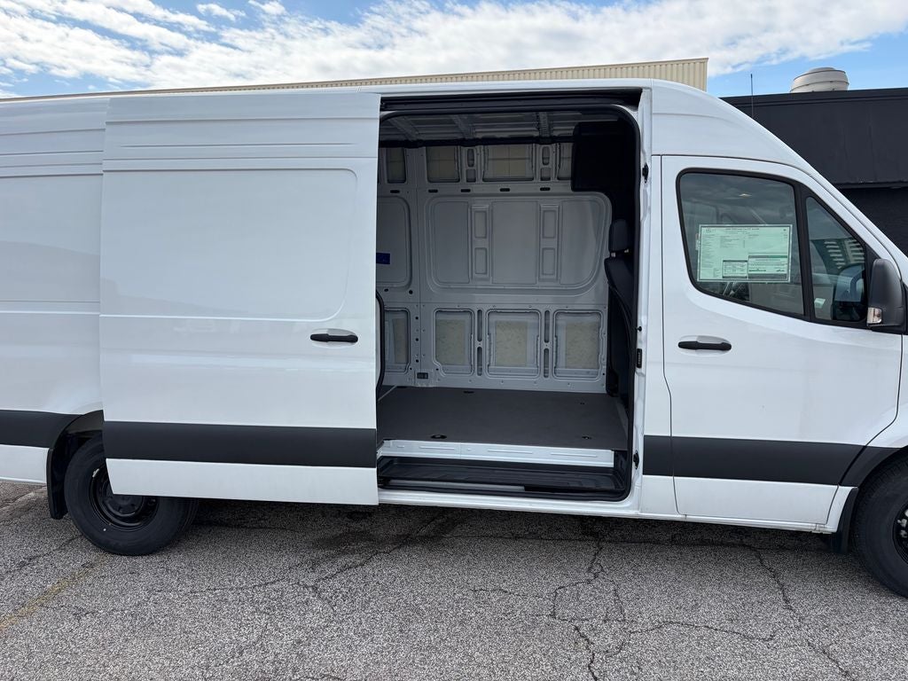 2025 Mercedes-Benz Sprinter 2500 Cargo 170 WB High Roof