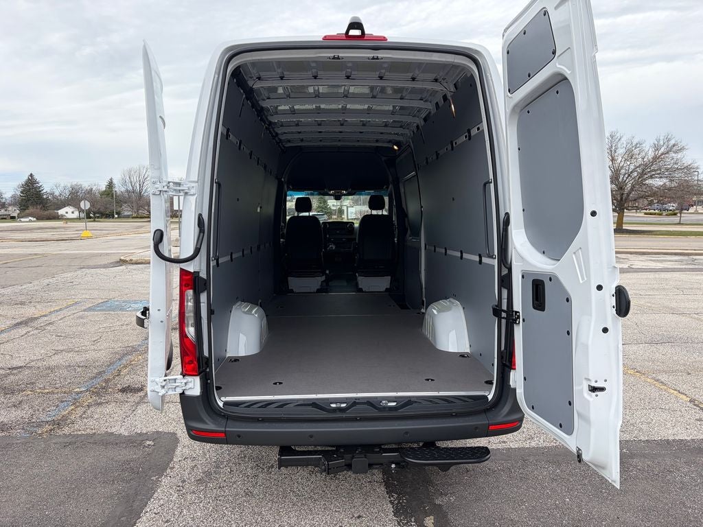 2026 Mercedes-Benz Sprinter 2500 Cargo 170 WB High Roof