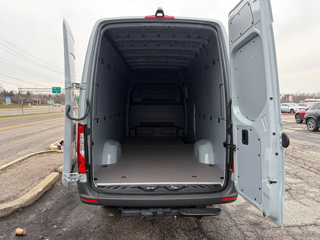 2025 Mercedes-Benz Sprinter 2500 Cargo 170 WB 4MATIC®