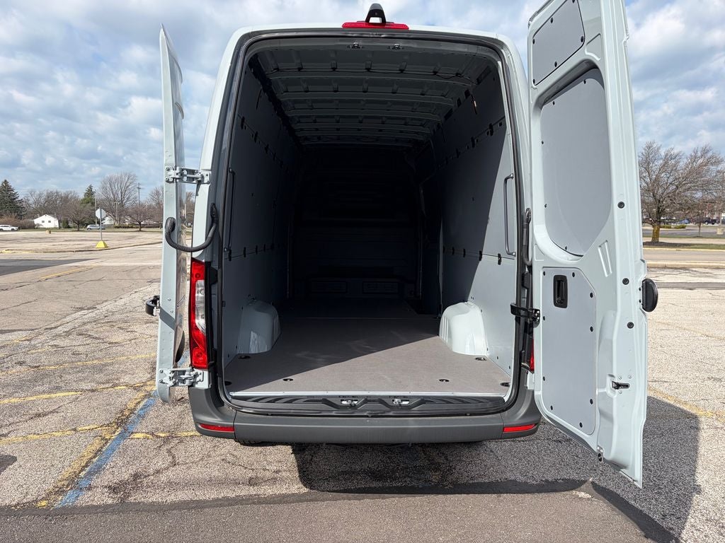 2025 Mercedes-Benz Sprinter 2500 Cargo 170 WB 4MATIC®