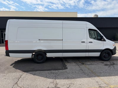 2026 Mercedes-Benz Sprinter 2500 Cargo 170 WB Extended