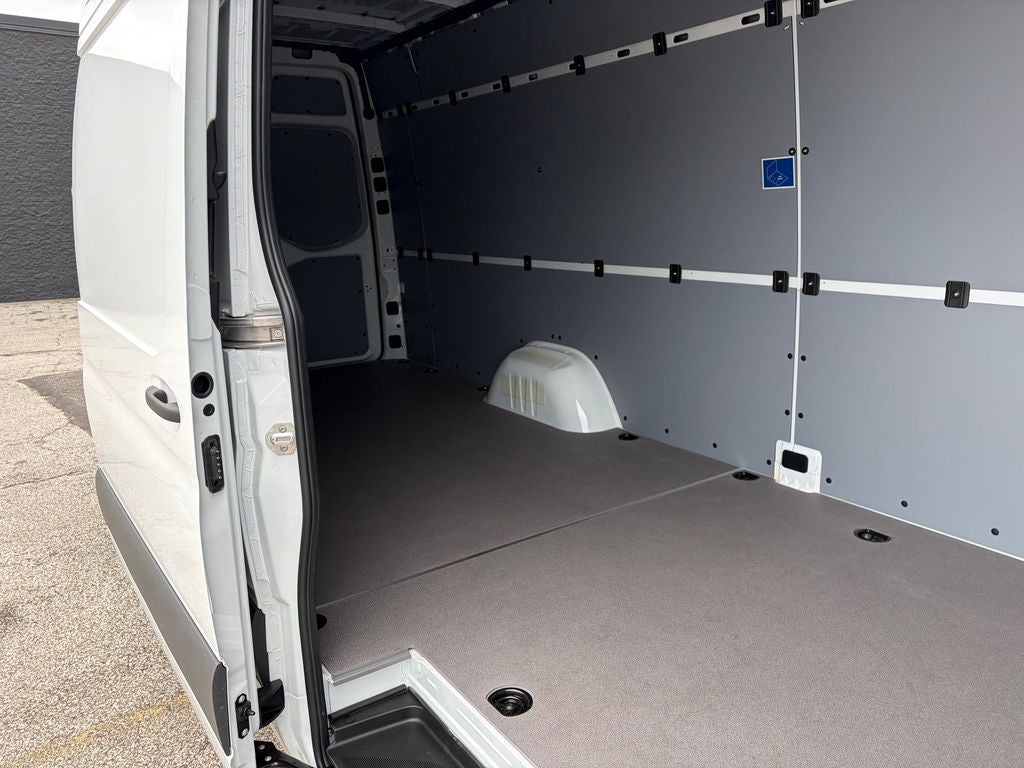 2026 Mercedes-Benz Sprinter 2500 Cargo 170 WB Extended