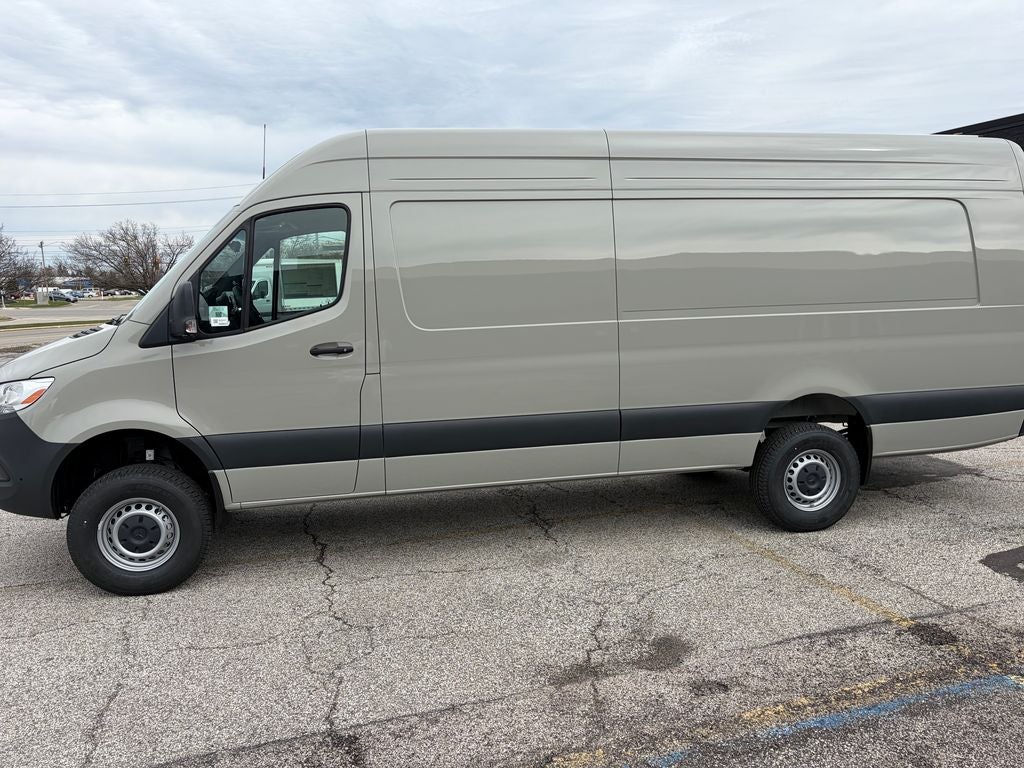 2026 Mercedes-Benz Sprinter 2500 Cargo 170 WB Extended